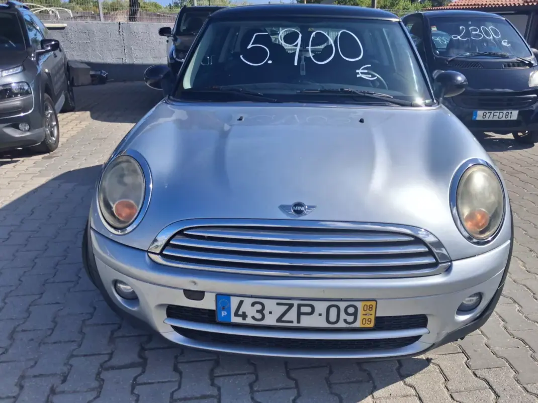 MINI Cooper 2008 - 5900 EUR, 190000 km - AUTO.MOTO.pt - 190000km - foto 1 de 8