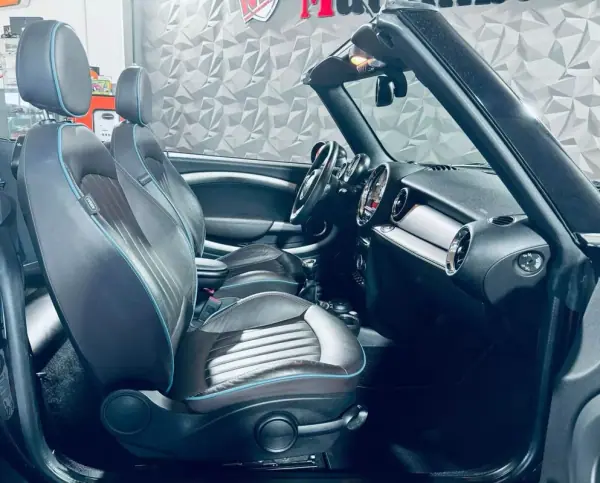 MINI Cooper 2014 - 15990 EUR, 120443 km - AUTO.MOTO.pt - 120443km - foto 42 de 59