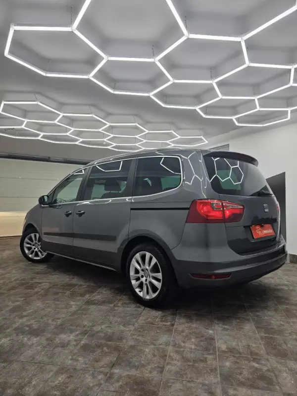 SEAT Alhambra 2011 - 12650 EUR, 216141 km - AUTO.MOTO.pt - 216141km - foto 31 de 51