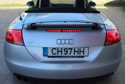 Audi TT Roadster 2009 - 12990 EUR, 216600 km - AUTO.MOTO.pt - 216600km - foto 9 de 28