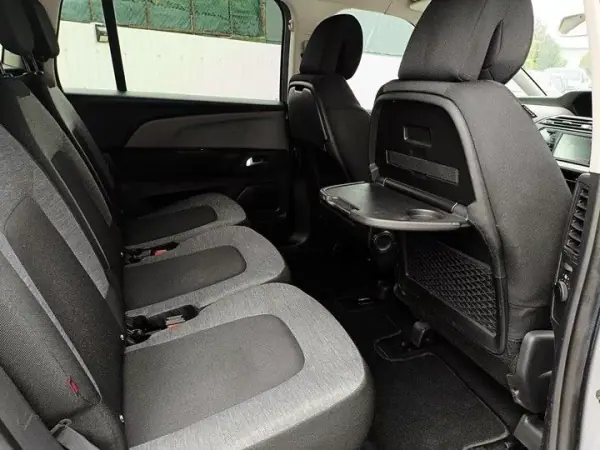 Citroën C4 Spacetourer 2019 - 19900 EUR, 90359 km - AUTO.MOTO.pt - 90359km - foto 13 de 27