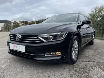 Volkswagen Passat Variant 2018 - 19990 EUR, 177800 km - AUTO.MOTO.pt - 177800km - foto 5 de 19