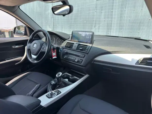 BMW 116 2014 - 11450 EUR, 150000 km - AUTO.MOTO.pt - 150000km - foto 17 de 27