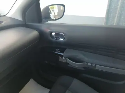 Citroën C4 Cactus 2016 - 8900 EUR, 130800 km - AUTO.MOTO.pt - 130800km - foto 17 de 17