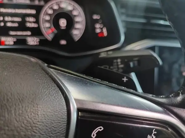 Audi A6 2018 - 26950 EUR, 198000 km - AUTO.MOTO.pt - 198000km - foto 30 de 45