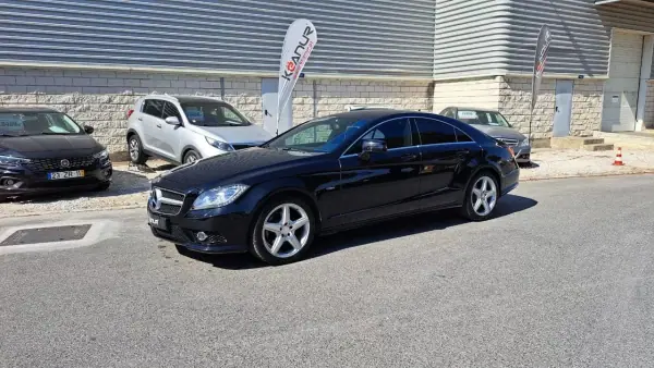 Mercedes-Benz CLS 250 2011 - 21500 EUR, 167559 km - AUTO.MOTO.pt - 167559km - foto 9 de 54