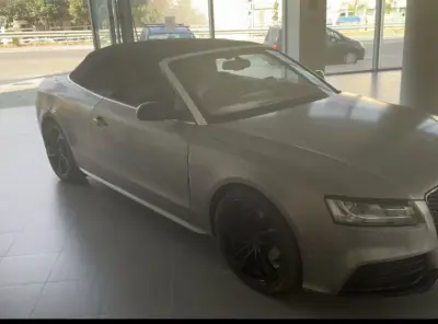 Audi A5 Cabrio 2009 - 15900 EUR, 171000 km - AUTO.MOTO.pt - 171000km - foto 2 de 6