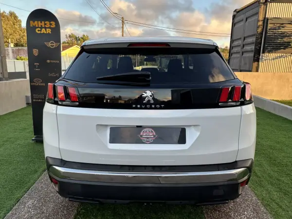 Peugeot 3008 2019 - 13900 EUR, 190000 km - AUTO.MOTO.pt - 190000km - foto 10 de 59