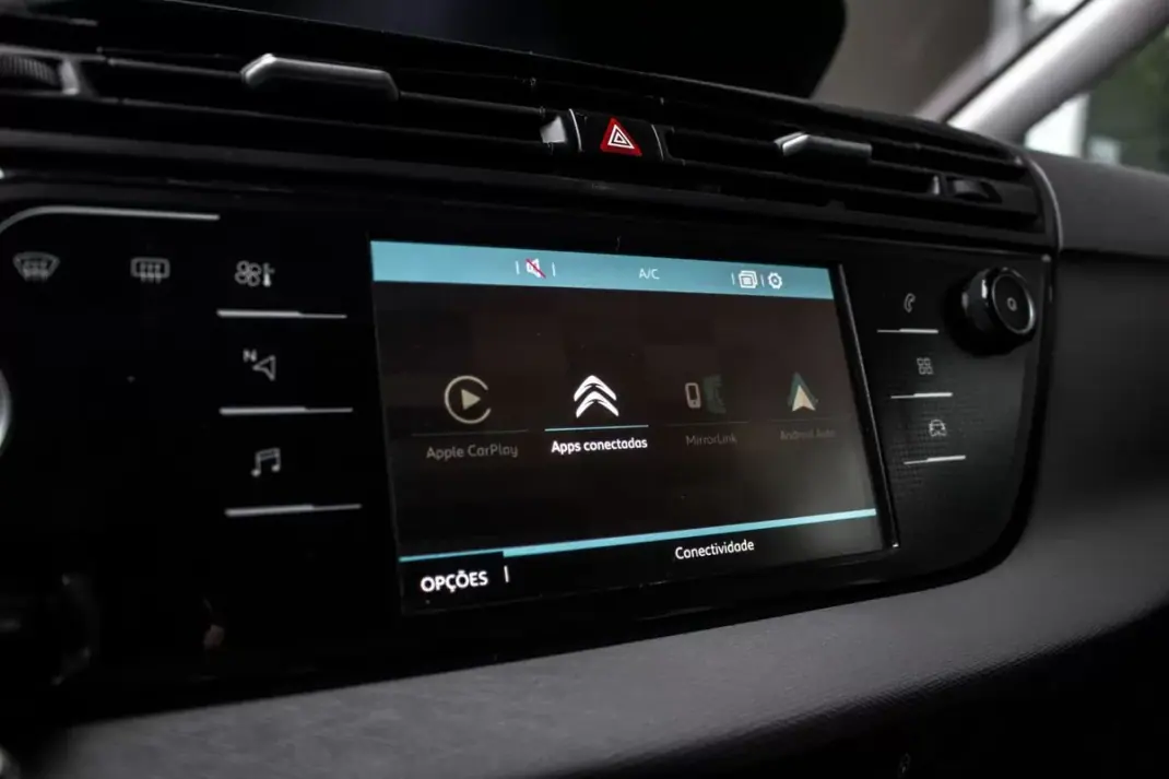Citroën Grand C4 Spacetourer 2019 - 10750 EUR, 230819 km - AUTO.MOTO.pt - 230819km - foto 36 de 38