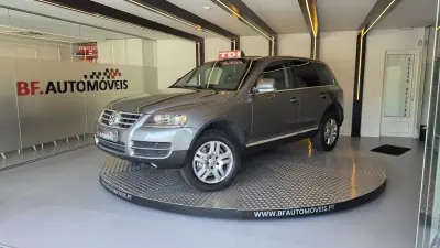 Volkswagen Touareg 2006 - 13900 EUR, 262462 km - AUTO.MOTO.pt - 262462km - foto 2 de 60