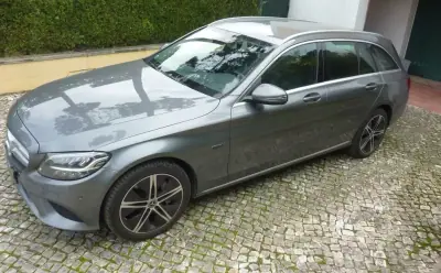 Mercedes-Benz C 300 2020 - 28900 EUR, 90842 km - AUTO.MOTO.pt - 90842km - foto 3 de 27