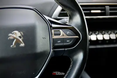 Peugeot 3008 2019 - 15900 EUR, 208000 km - AUTO.MOTO.pt - 208000km - foto 22 de 30