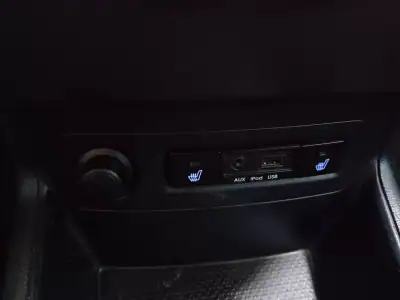 Hyundai i20 2014 - 9890 EUR, 101619 km - AUTO.MOTO.pt - 101619km - foto 21 de 41