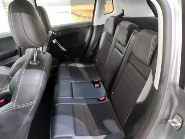 Peugeot 2008 2018 - 13250 EUR, 37000 km - AUTO.MOTO.pt - 37000km - foto 26 de 31