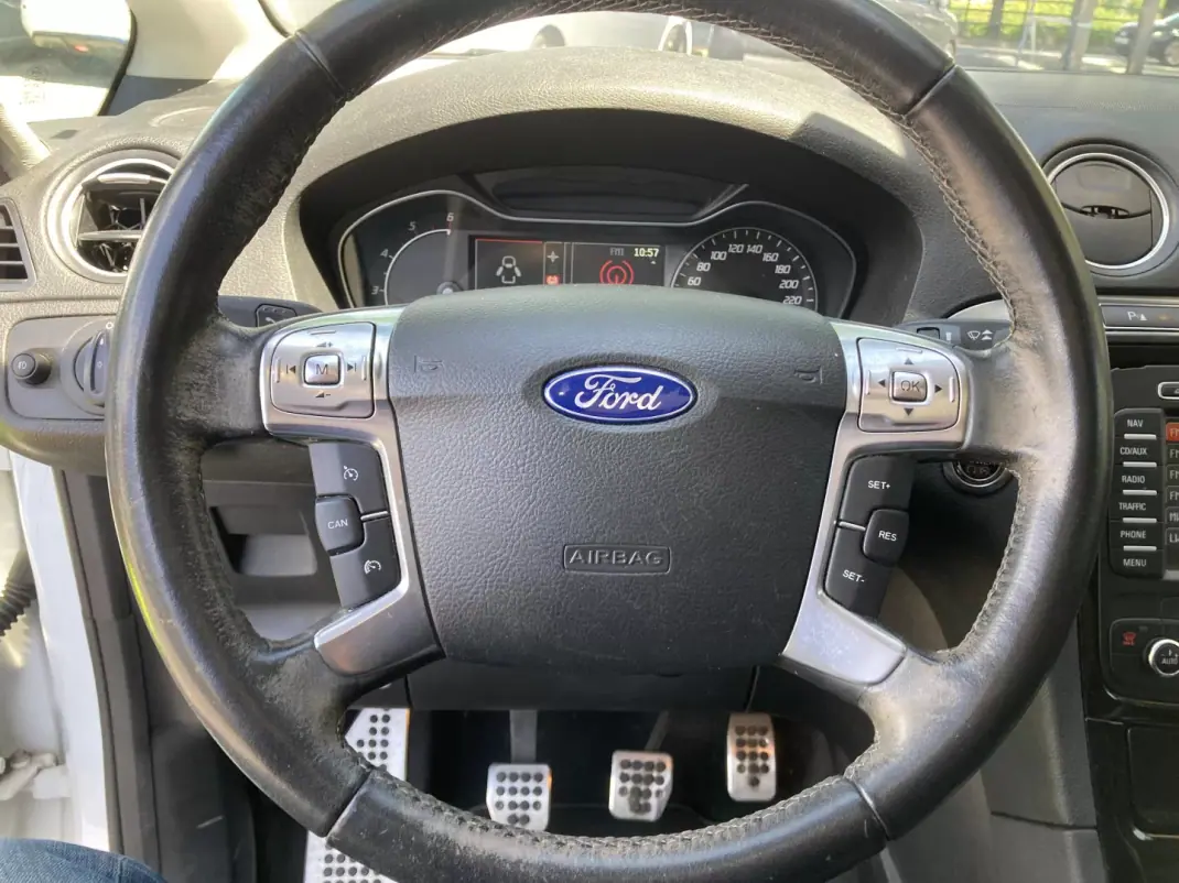 Ford S-Max 2014 - 13750 EUR, 153000 km - AUTO.MOTO.pt - 153000km - foto 4 de 12
