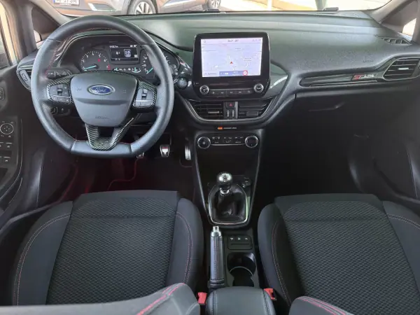 Ford Fiesta 2020 - 14900 EUR, 54422 km - AUTO.MOTO.pt - 54422km - foto 8 de 15