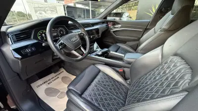 Audi e-tron Sportback 2022 - 39990 EUR, 82000 km - 82000km - foto 35 de 45