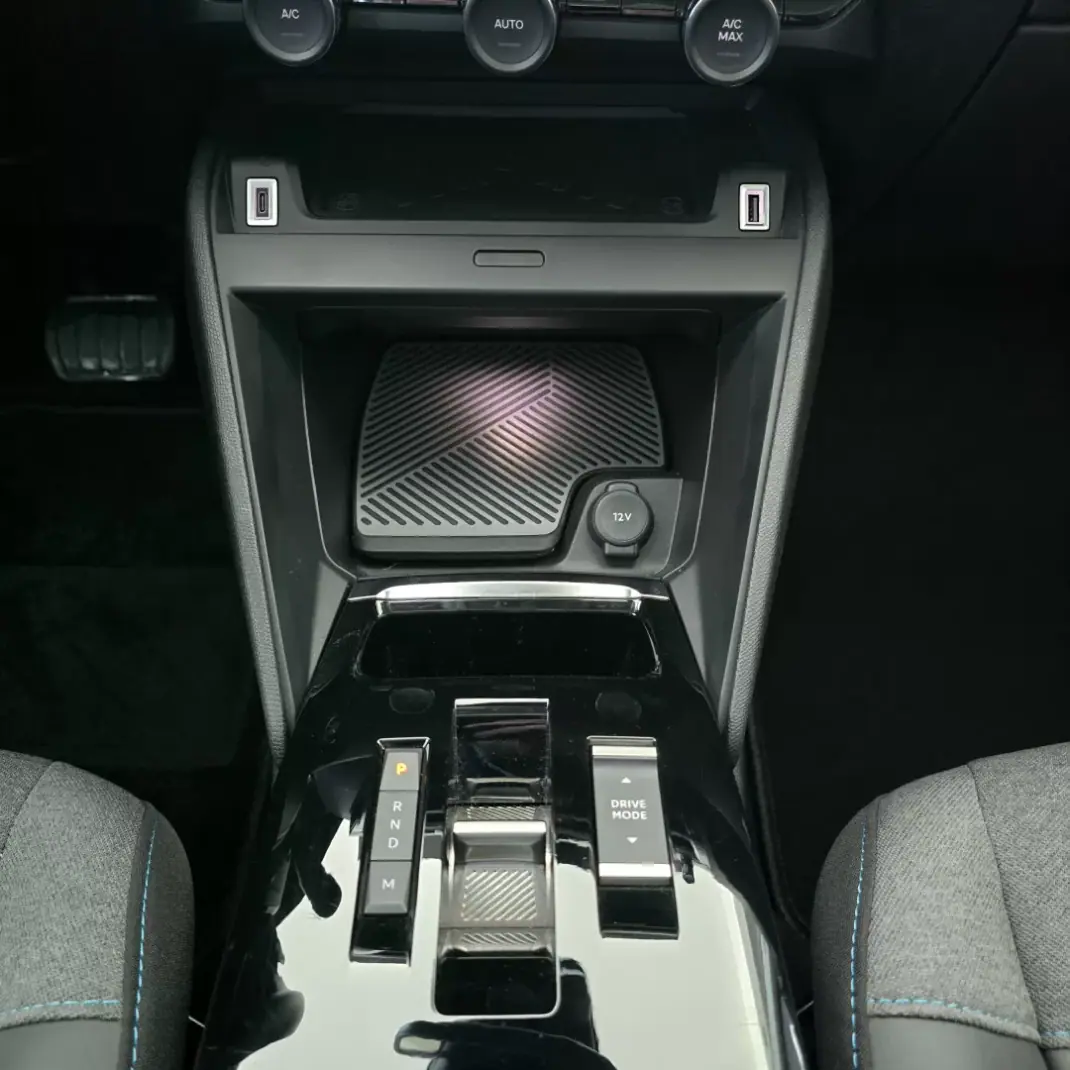 Citroën C4 X 2024 - 20950 EUR, 22129 km - AUTO.MOTO.pt - 22129km - foto 38 de 41