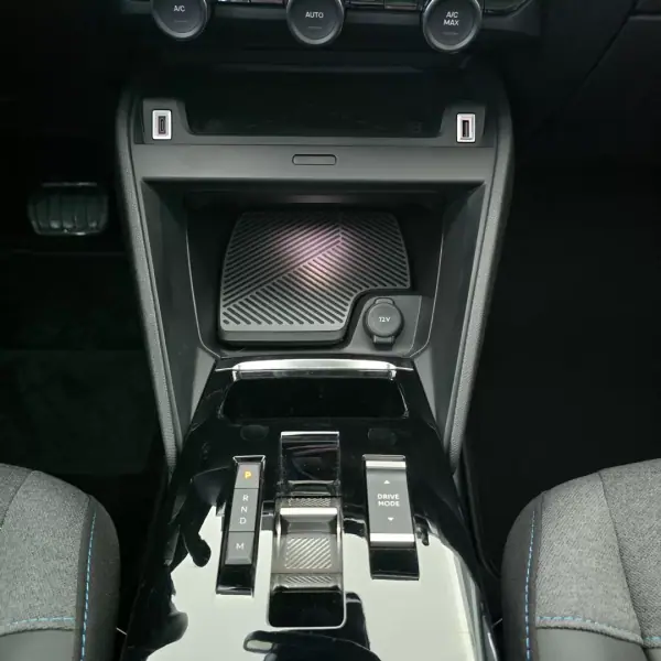 Citroën C4 X 2024 - 20950 EUR, 22129 km - AUTO.MOTO.pt - 22129km - foto 38 de 41