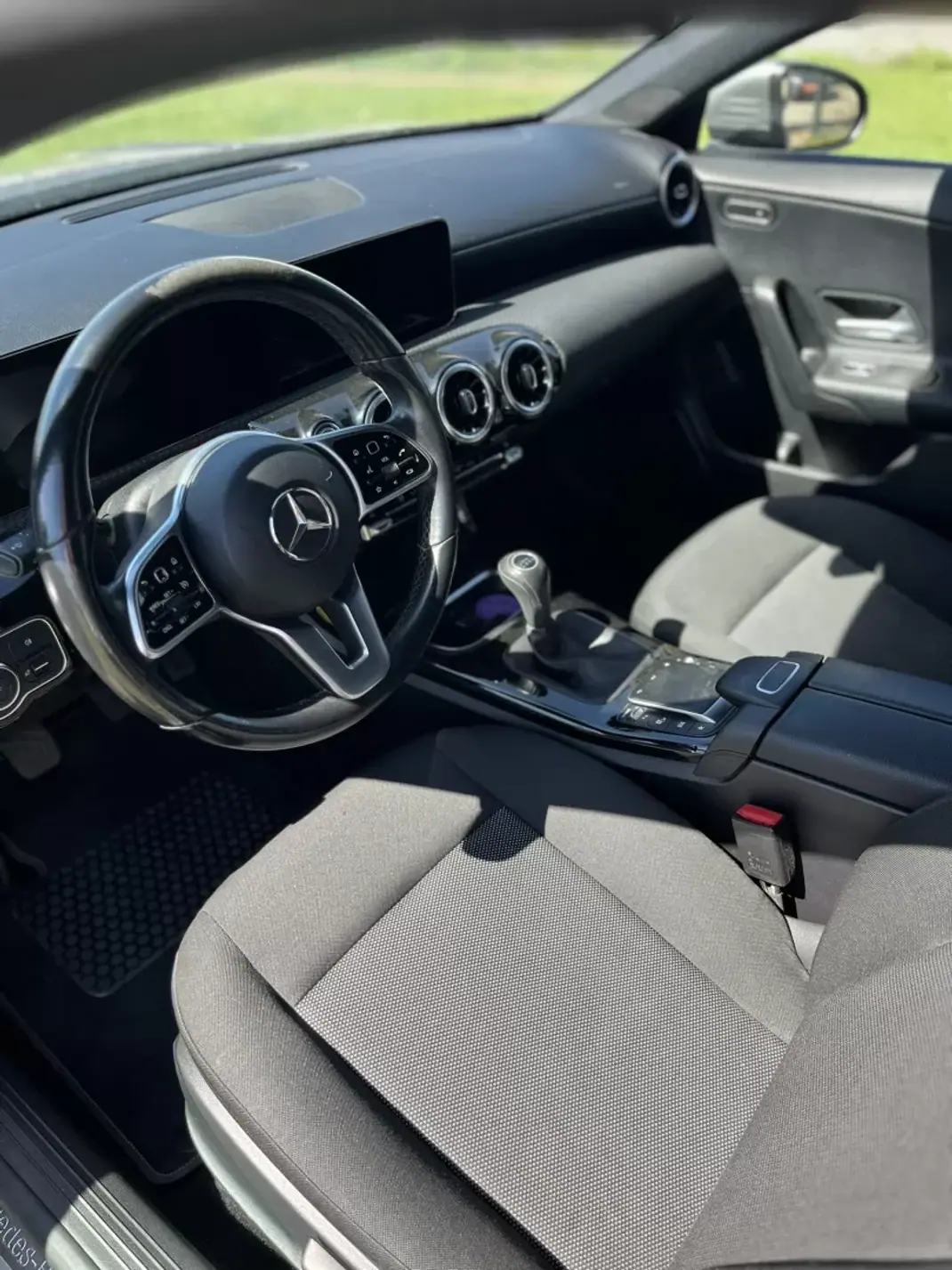 Mercedes-Benz CLA 180 2020 - 21900 EUR, 166000 km - 166000km - foto 10 de 12