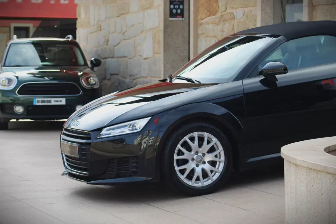 Audi TT Roadster 2015 - 23990 EUR, 151000 km - AUTO.MOTO.pt - 151000km - foto 32 de 37