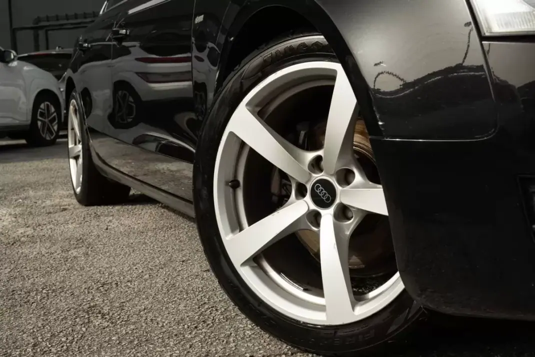 Audi A5 Sportback 2009 - 11900 EUR, 270425 km - AUTO.MOTO.pt - 270425km - foto 6 de 25