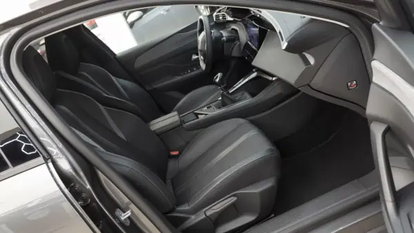 Peugeot 308 SW 2022 - 16900 EUR, 134000 km - AUTO.MOTO.pt - 134000km - foto 13 de 33