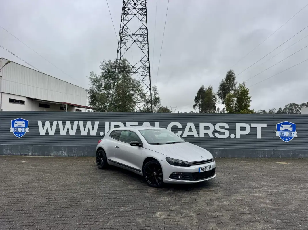 Volkswagen Scirocco 2010 - 9950 EUR, 301000 km - AUTO.MOTO.pt - 301000km - foto 1 de 16