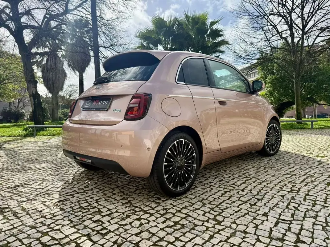 Fiat 500 3 + 1 2023 - 21990 EUR, 11350 km - AUTO.MOTO.pt - 11350km - foto 6 de 43