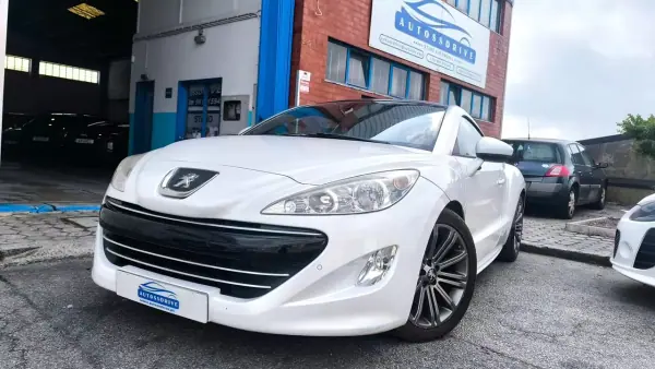 Peugeot RCZ 2011 - 10900 EUR, 158000 km - AUTO.MOTO.pt - 158000km - foto 10 de 19