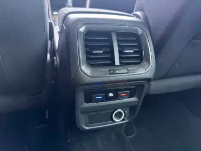 Volkswagen Tiguan 2017 - 19990 EUR, 165504 km - AUTO.MOTO.pt - 165504km - foto 18 de 21