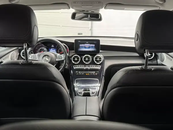 Mercedes-Benz GLC 220 2016 - 27890 EUR, 213000 km - AUTO.MOTO.pt - 213000km - foto 26 de 30
