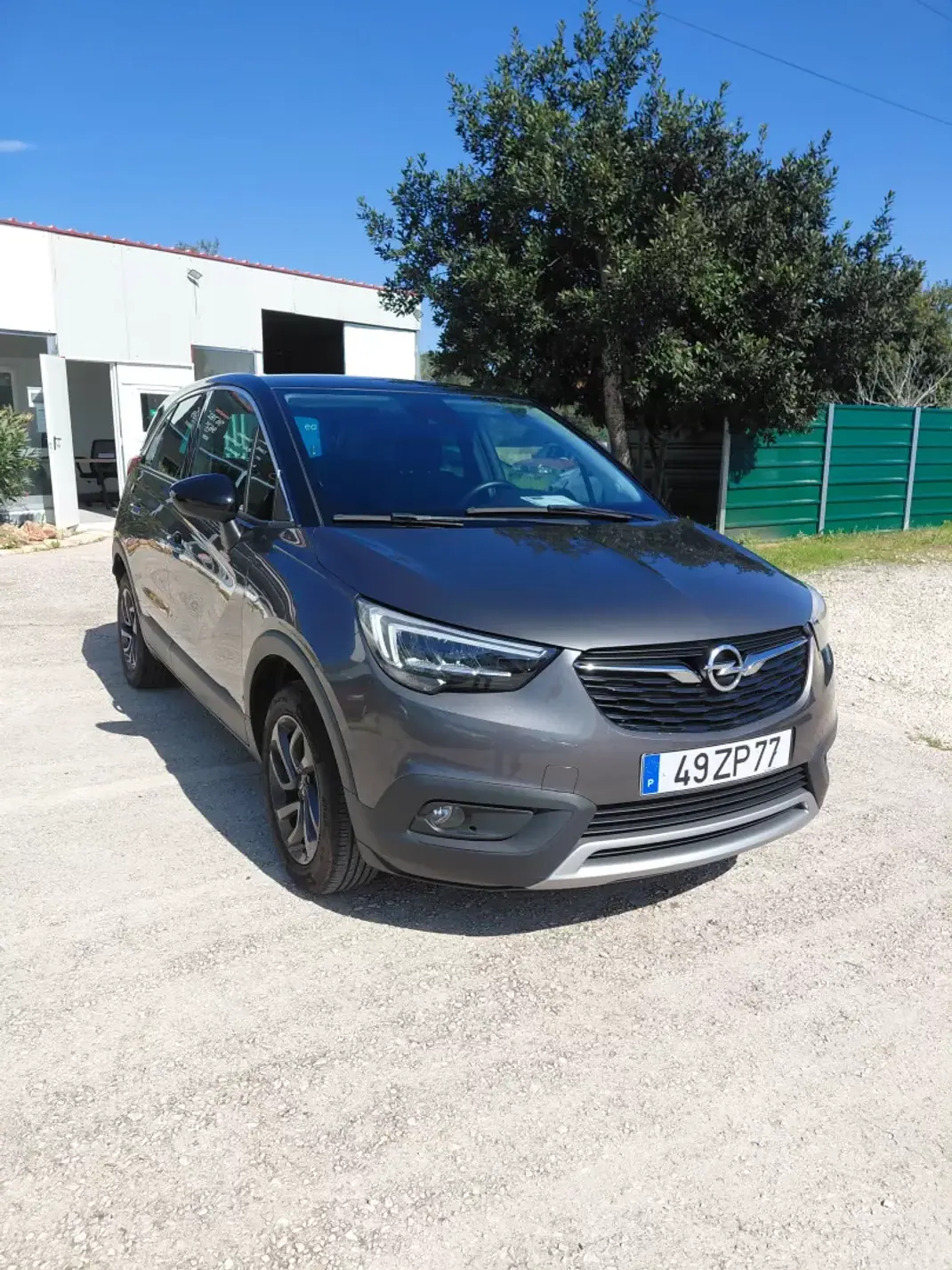Opel Crossland X 2019 - 13900 EUR, 149750 km - AUTO.MOTO.pt - 149750km - foto 1 de 11
