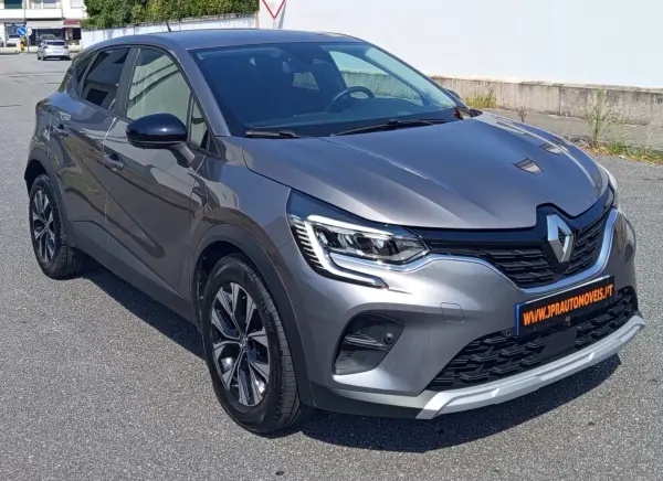 Renault Captur 2023 - 15490 EUR, 89400 km - 89400km - foto 3 de 18