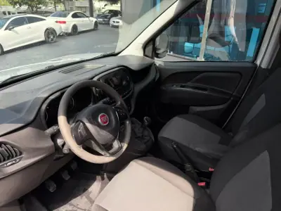 Fiat DOBLO CARGO 1.3 MULTIJET EASY 2017 - 6900 EUR, 204000 km - AUTO.MOTO.pt - 204000km - foto 5 de 5