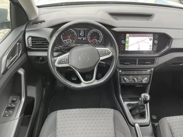 Volkswagen T-Cross 2021 - 17950 EUR, 62537 km - AUTO.MOTO.pt - 62537km - foto 7 de 10