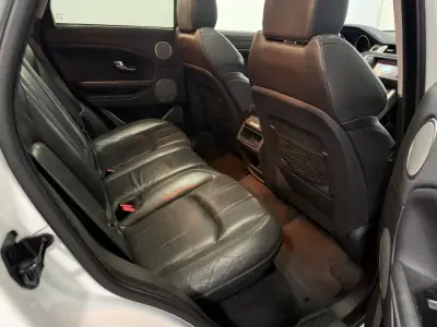 Land Rover Range Rover Evoque 2017 - 22950 EUR, 113405 km - AUTO.MOTO.pt - 113405km - foto 13 de 30