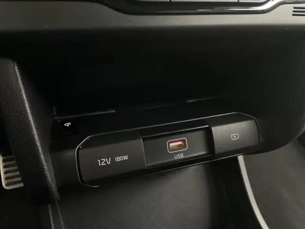 Kia e-Niro 2021 - 33500 EUR, 69000 km - AUTO.MOTO.pt - 69000km - foto 42 de 51