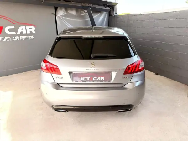 Peugeot 308 2017 - 13490 EUR, 166207 km - AUTO.MOTO.pt - 166207km - foto 6 de 21