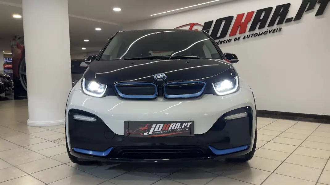 BMW i3 2021 - 22990 EUR, 23272 km - AUTO.MOTO.pt - 23272km - foto 2 de 42