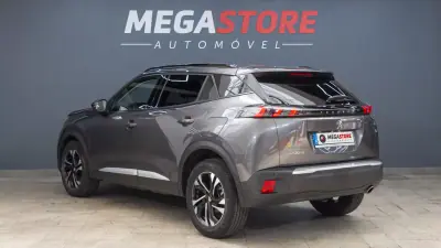 Peugeot 2008 2022 — foto 5 de 33
