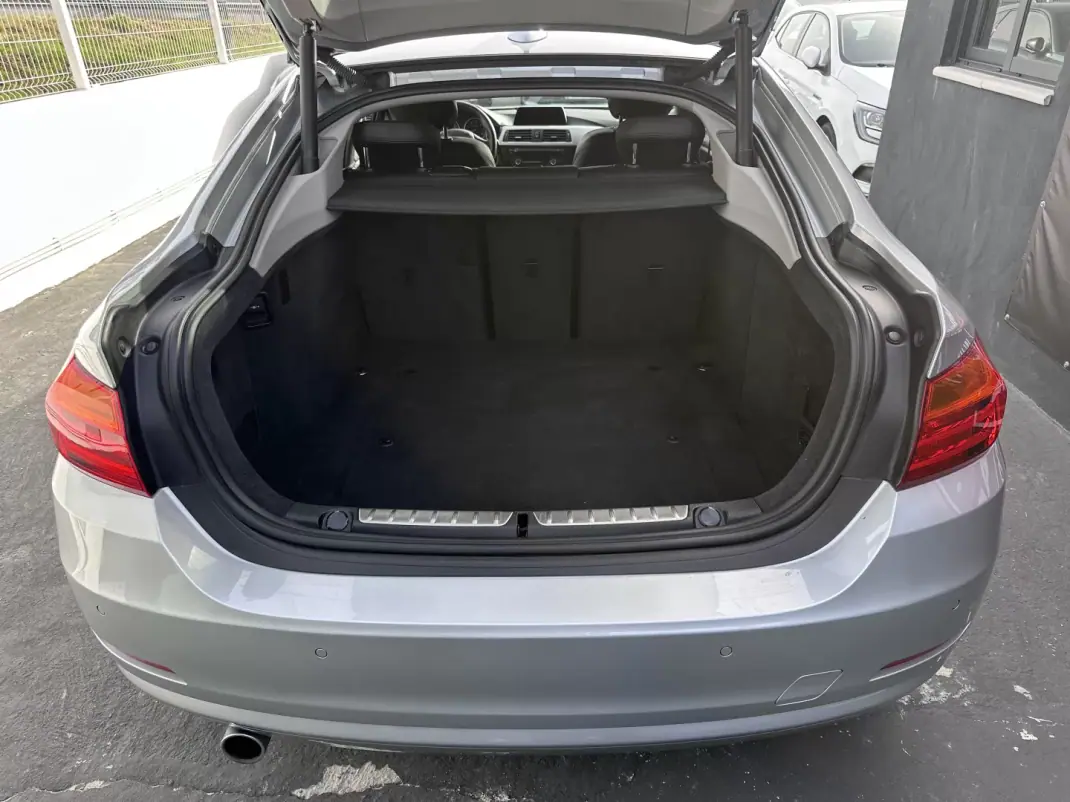 BMW 418 Gran Coupé 2016 - 17500 EUR, 190000 km - AUTO.MOTO.pt - 190000km - foto 51 de 52