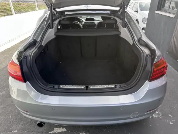 BMW 418 Gran Coupé 2016 - 16900 EUR, 190000 km - AUTO.MOTO.pt - 190000km - foto 51 de 52