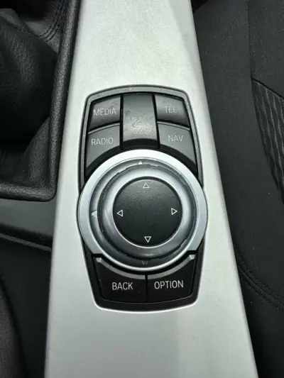 BMW 320 2013 - 13900 EUR, 280000 km - AUTO.MOTO.pt - 280000km - foto 46 de 64