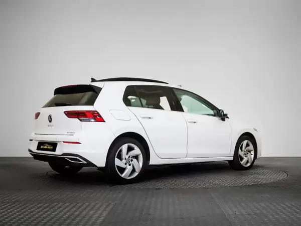 Volkswagen Golf 2021 - 22990 EUR, 77084 km - AUTO.MOTO.pt - 77084km - foto 5 de 14