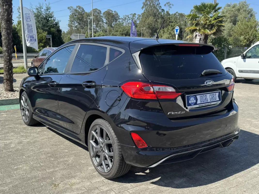 Ford Fiesta 2022 - 14900 EUR, 98000 km - 98000km - foto 8 de 25