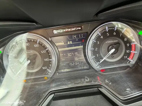 Honda Forza 2024 - 5650 EUR, 15234 km - AUTO.MOTO.pt - 15234km - foto 4 de 13