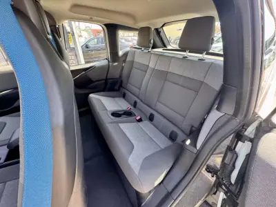 BMW i3 2018 - 17500 EUR, 68000 km - AUTO.MOTO.pt - 68000km - foto 18 de 20