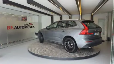 Volvo XC 60 2018 - 23500 EUR, 242396 km - AUTO.MOTO.pt - 242396km - foto 3 de 55