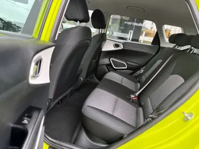 Kia e-Soul 2021 - 15900 EUR, 69728 km - AUTO.MOTO.pt - 69728km - foto 21 de 30